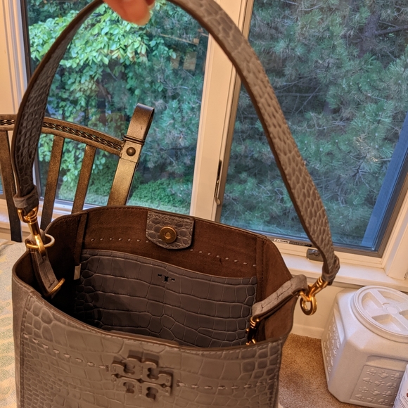 Tory Burch McGraw Embossed Hobo in Bluestone - Picture 3 of 3